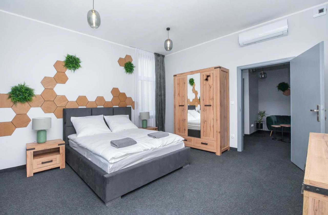 Apartamenty Zabrska 45 Gliwice Kültér fotó