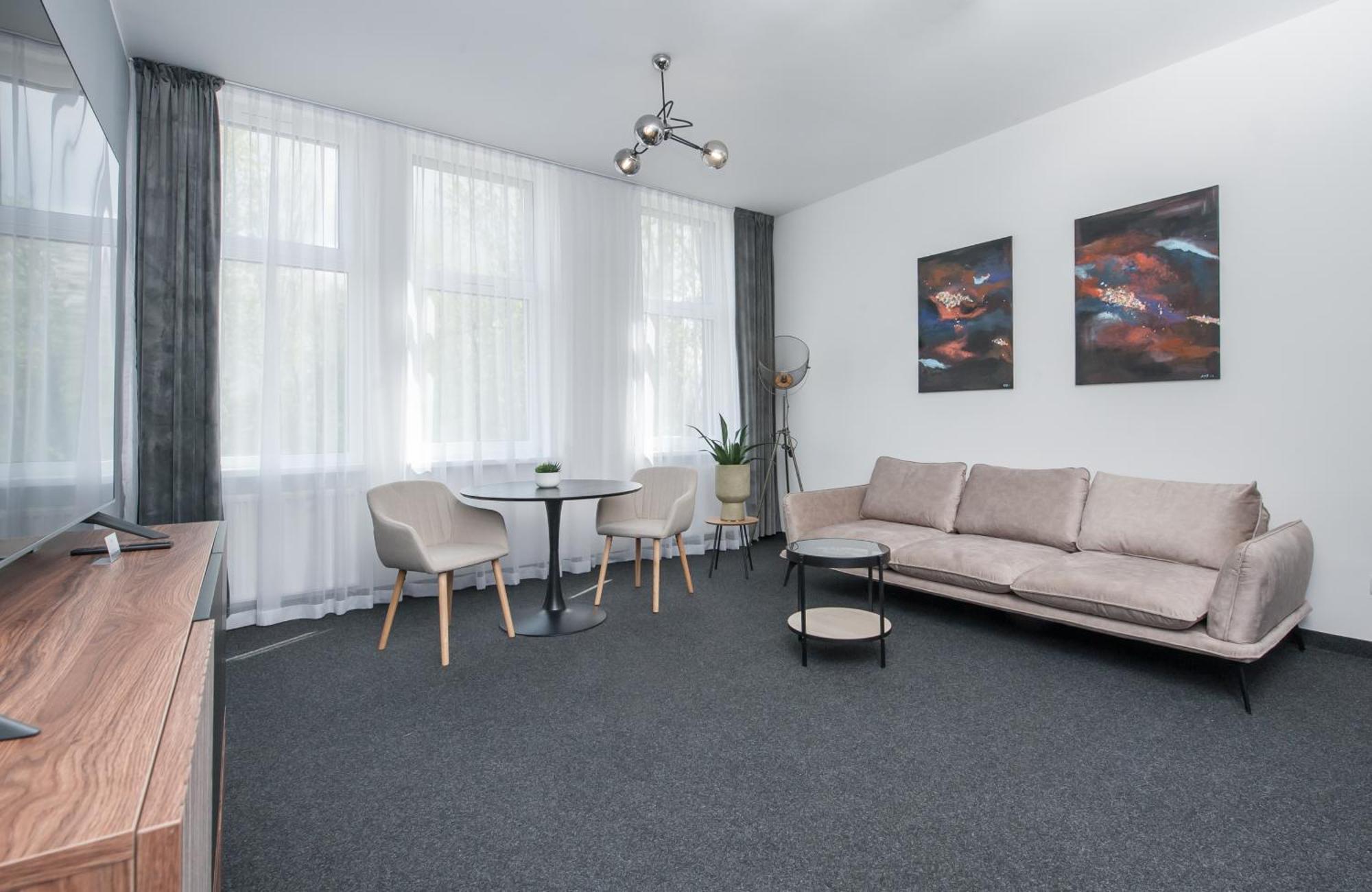 Apartamenty Zabrska 45 Gliwice Kültér fotó